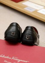 SALVATORE FERRAGAMO-SHOES - Image 7