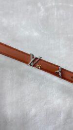LOUIS VUITTON-BELT