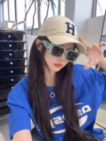 PRADA-GLASSES