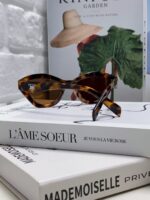 PRADA-GLASSES - Image 3