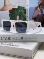 PRADA-GLASSES - Image 2