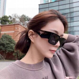 PRADA-GLASSES