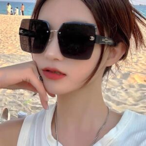 CHANEL-GLASSES