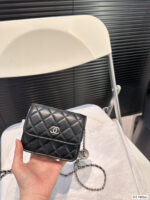 CHANEL-BAGS - Image 3