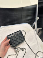 CHANEL-BAGS - Image 7