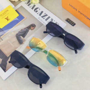 LOUIS VUITTON-GLASSES