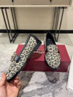 SALVATORE FERRAGAMO-SHOES - Image 8