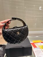 CHANEL-BAGS - Image 3