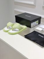 CHANEL-SHOES - Image 2