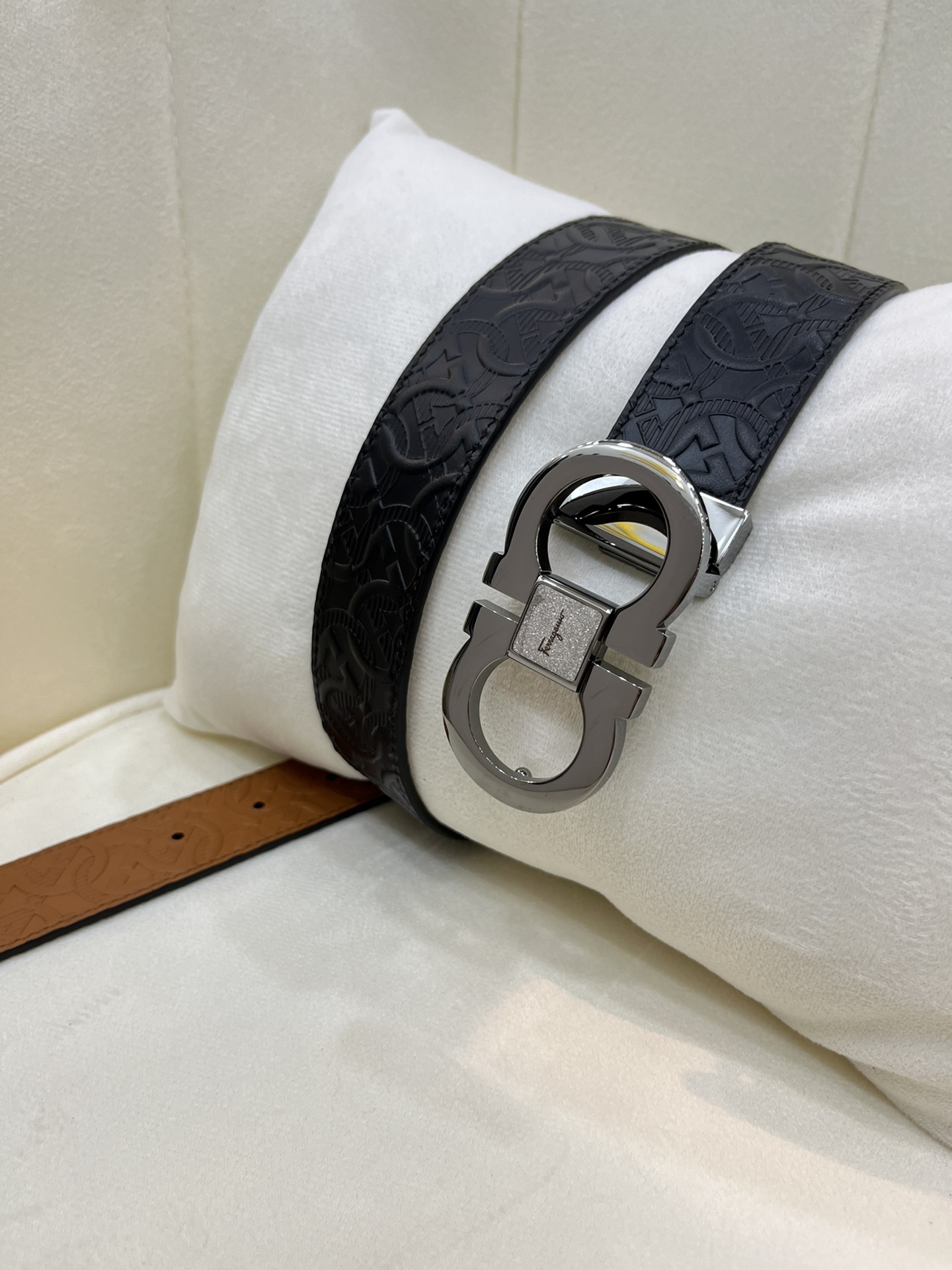 i1697386420_5630_0 FERRAGAMO-BELT - Image 1