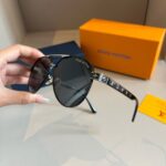 LOUIS VUITTON-GLASSES - Image 4