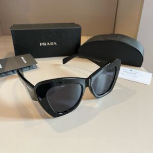 PRADA-GLASSES