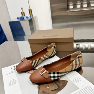 BURBERRY-SHOES