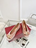 SALVATORE FERRAGAMO-SHOES - Image 2