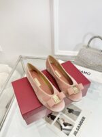 SALVATORE FERRAGAMO-SHOES