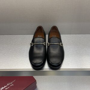 SALVATORE FERRAGAMO-SHOES