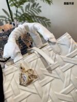 DIOR-BAGS - Image 9
