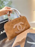 CHANEL-BAGS - Image 3