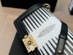 CHANEL-BAGS - Image 6