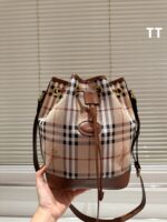 BURBERRY-BAGS - Image 5