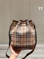 BURBERRY-BAGS - Image 8