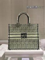 DIOR-BAGS - Image 6