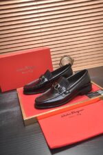SALVATORE FERRAGAMO-SHOES - Image 3