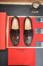 SALVATORE FERRAGAMO-SHOES