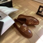 CHANEL-SHOES - Image 2