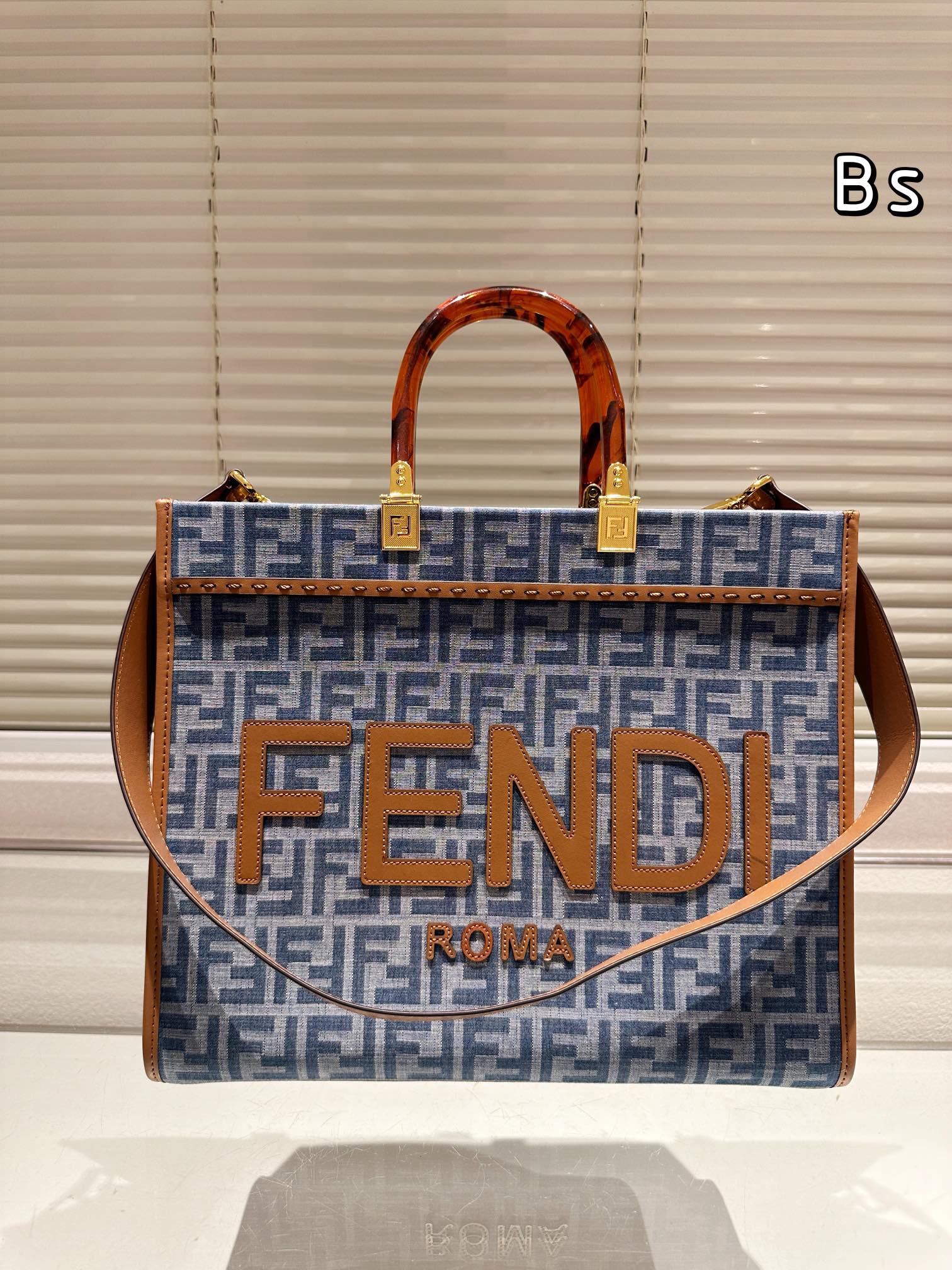 i1729833058_3430_1 FENDI-BAGS - Image 1