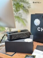 CHANEL-BAGS - Image 5