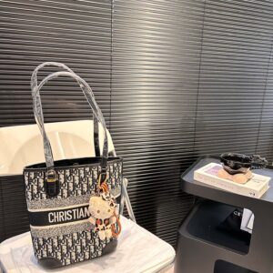 DIOR-BAGS