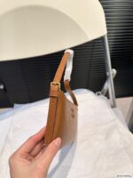 MIUMIU-BAGS - Image 4