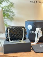 CHANEL-BAGS - Image 3