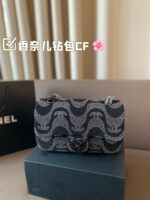 CHANEL-BAGS - Image 3