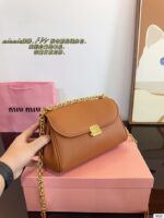 MIUMIU-BAGS - Image 2