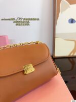 MIUMIU-BAGS - Image 4