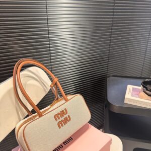 MIUMIU-BAGS