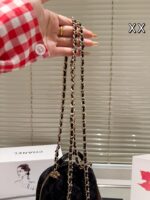 CHANEL-BAGS - Image 8