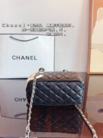 CHANEL-BAGS - Image 4