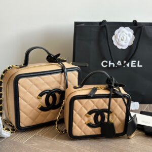 CHANEL-BAGS