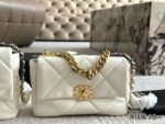 CHANEL-BAGS - Image 3