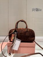 MIUMIU-BAGS