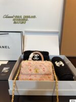 CHANEL-BAGS - Image 2