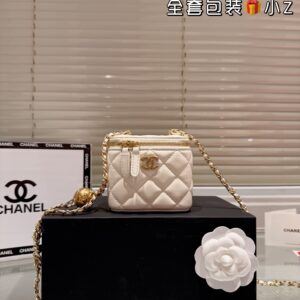 CHANEL-BAGS