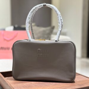 MIUMIU-BAGS