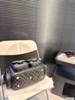 CHANEL-BAGS - Image 6