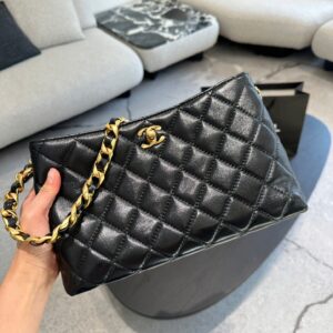 CHANEL-BAGS