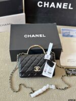 CHANEL-BAGS - Image 2