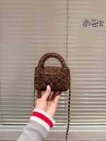 CHANEL-BAGS - Image 3